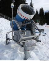 Photo Reference of Snow Gun 0006